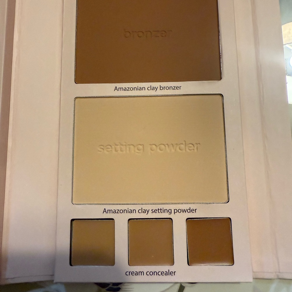 ***Tarte Full Face Folding Book Palette- Tan to Deep - Picture 6 of 6